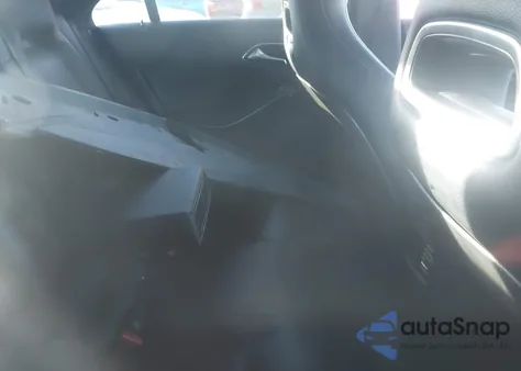 2016 Mercedes-Benz Cla 250 из США, поврежденный, VIN WDDSJ4EB6GN395103